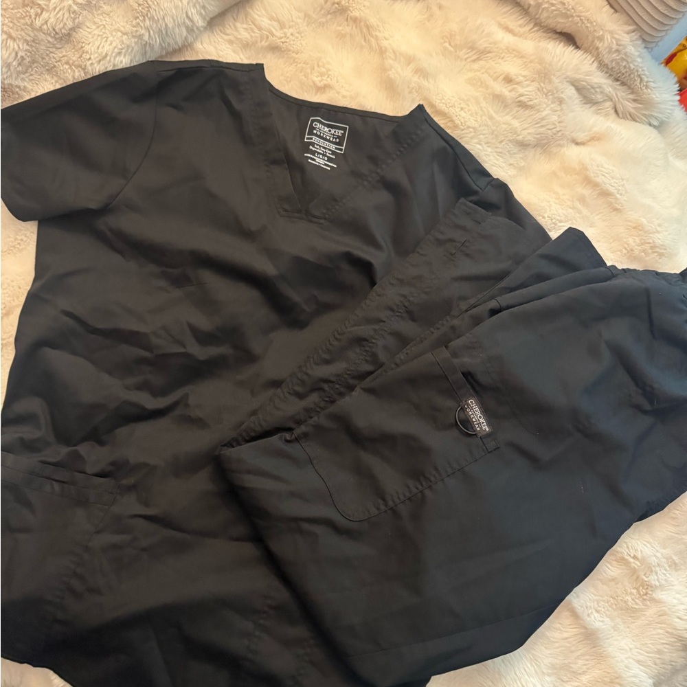 Set-Cherokee Revolution Black Women's Scrub set
